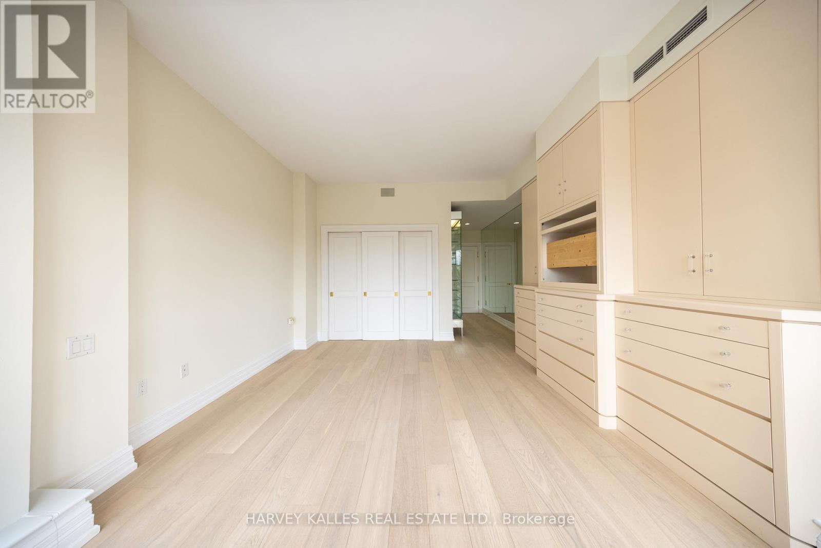#5b - 2 Chedington Place, Toronto, Ontario  M4N 3R5 - Photo 23 - C12749474
