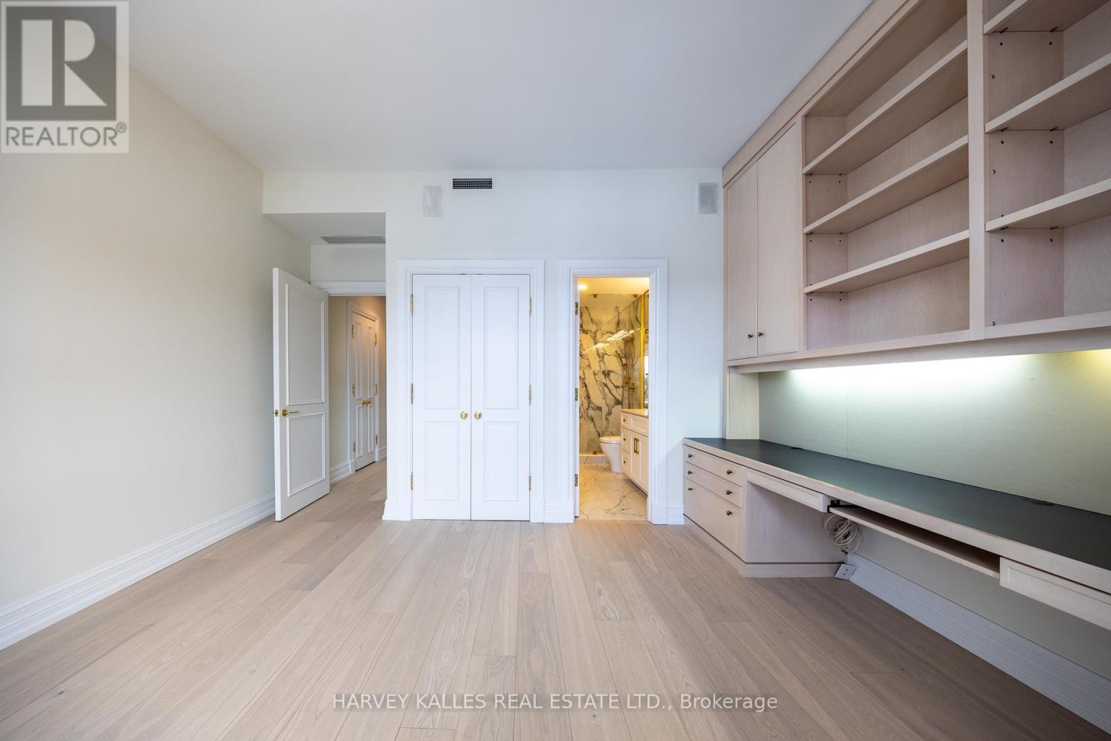 #5b - 2 Chedington Place, Toronto, Ontario  M4N 3R5 - Photo 32 - C12749474