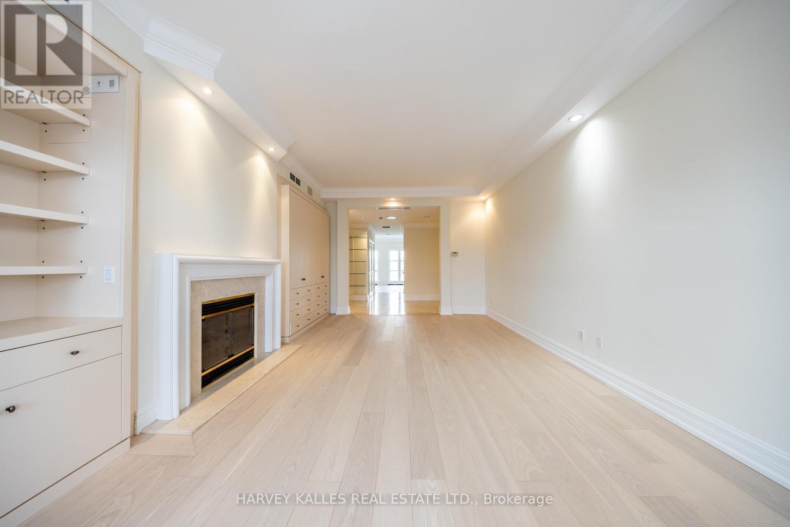 #5b - 2 Chedington Place, Toronto, Ontario  M4N 3R5 - Photo 8 - C12749474
