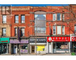 414 SPADINA AVENUE, Toronto, Ontario