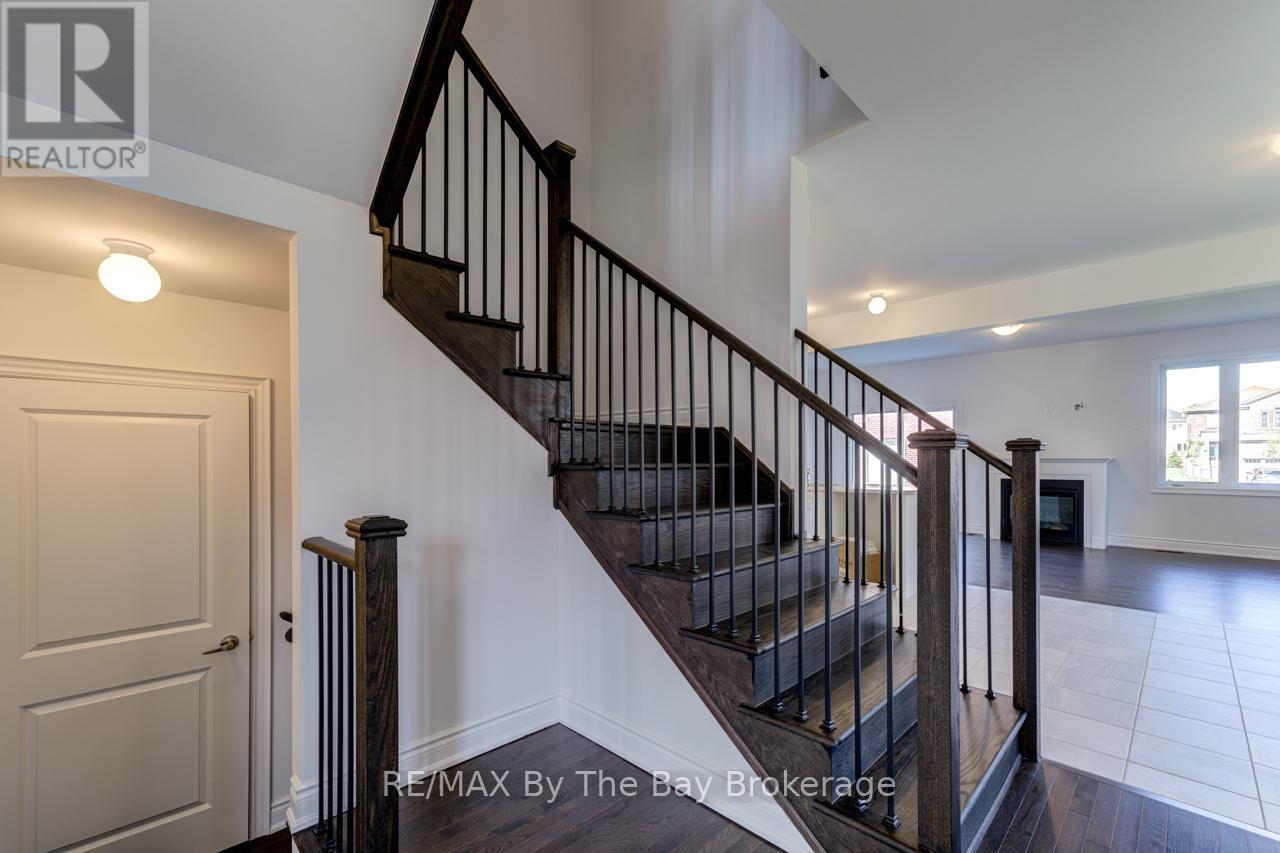 21 Lisa Street, Wasaga Beach, Ontario  L9Z 1J9 - Photo 22 - S12728424