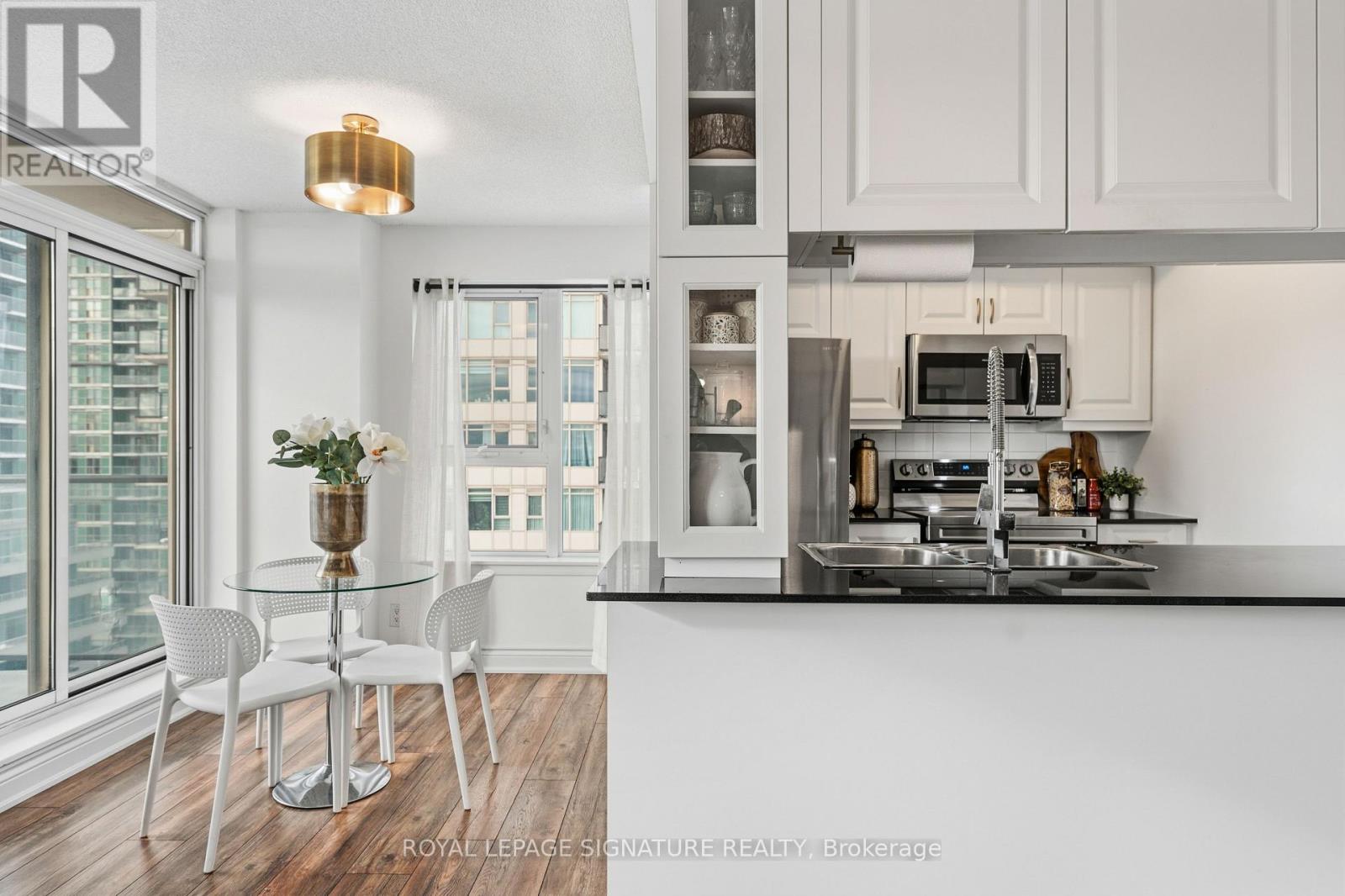 1510 - 190 Borough Drive, Toronto, Ontario  M1P 0B6 - Photo 18 - E12749292