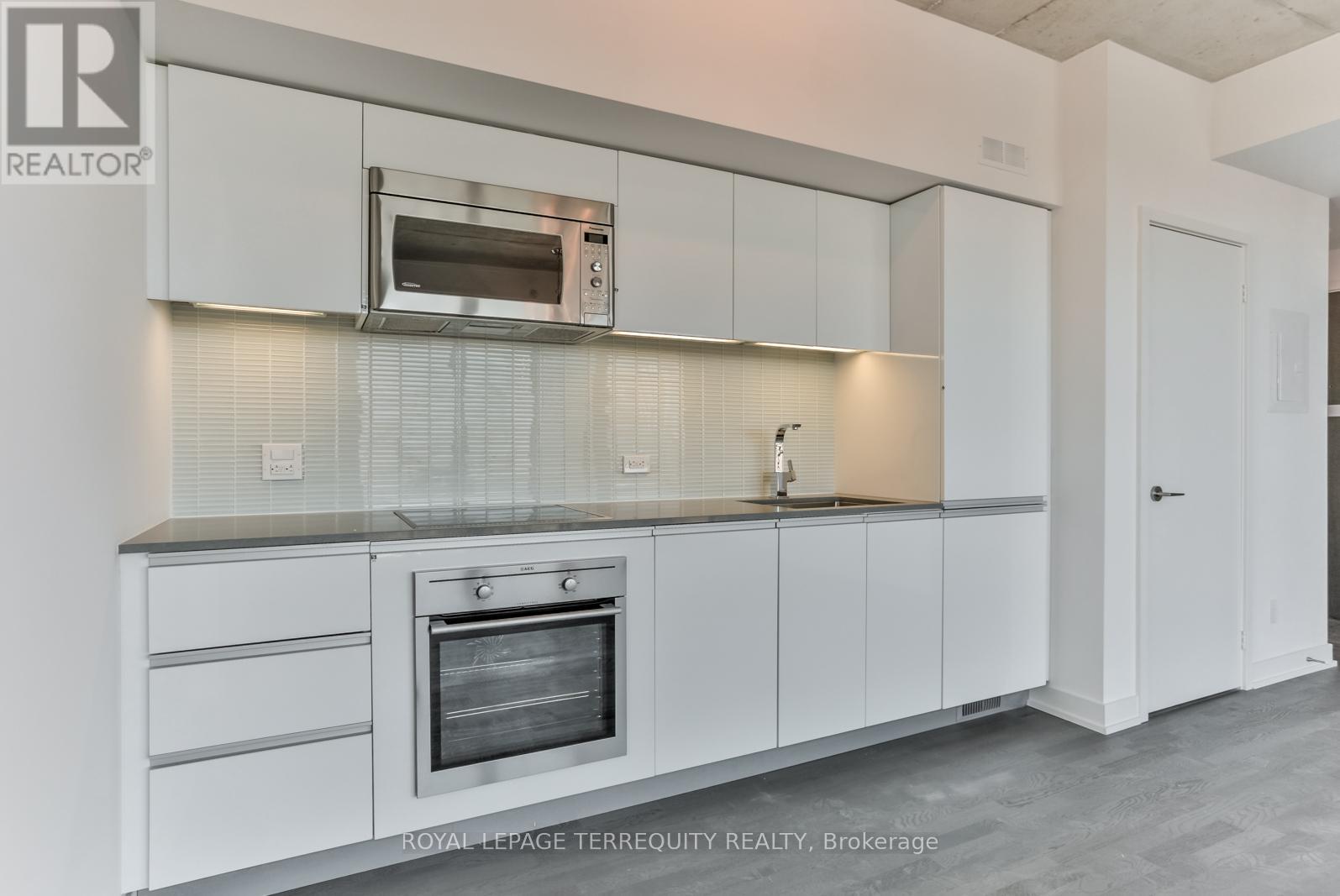 703 - 1238 Dundas Street E, Toronto, Ontario  M4M 0C6 - Photo 6 - E12749298