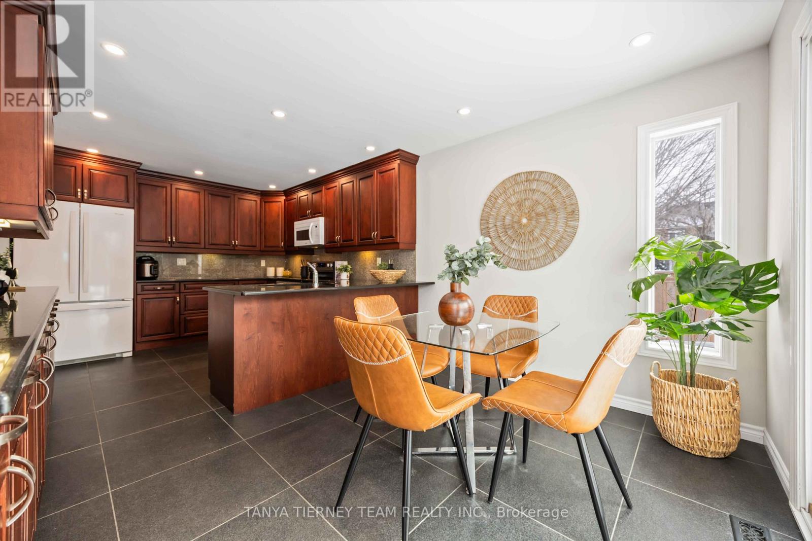 16 Milne Street, Whitby, Ontario  L1N 9H7 - Photo 31 - E12749320