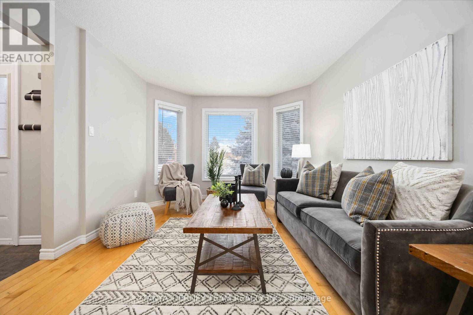 16 Milne Street, Whitby, Ontario  L1N 9H7 - Photo 9 - E12749320