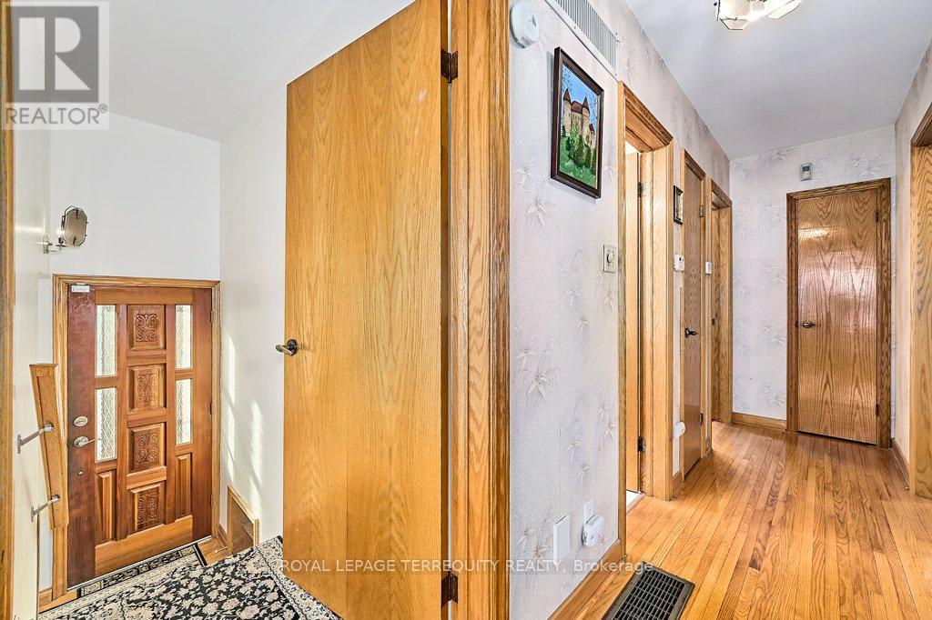 52 Bainhart Crescent, Toronto, Ontario  M1H 2R3 - Photo 23 - E12749324