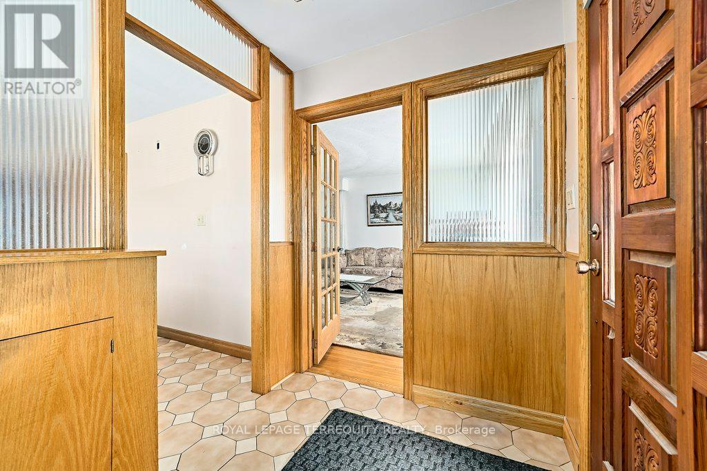 52 Bainhart Crescent, Toronto, Ontario  M1H 2R3 - Photo 7 - E12749324