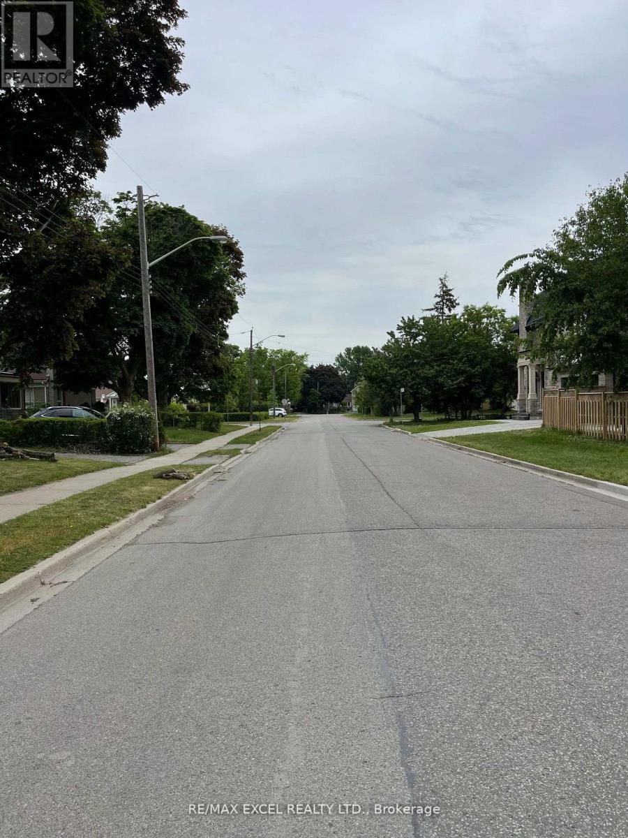 32 Todd Road, Toronto, Ontario  M1S 2J9 - Photo 7 - E12749360