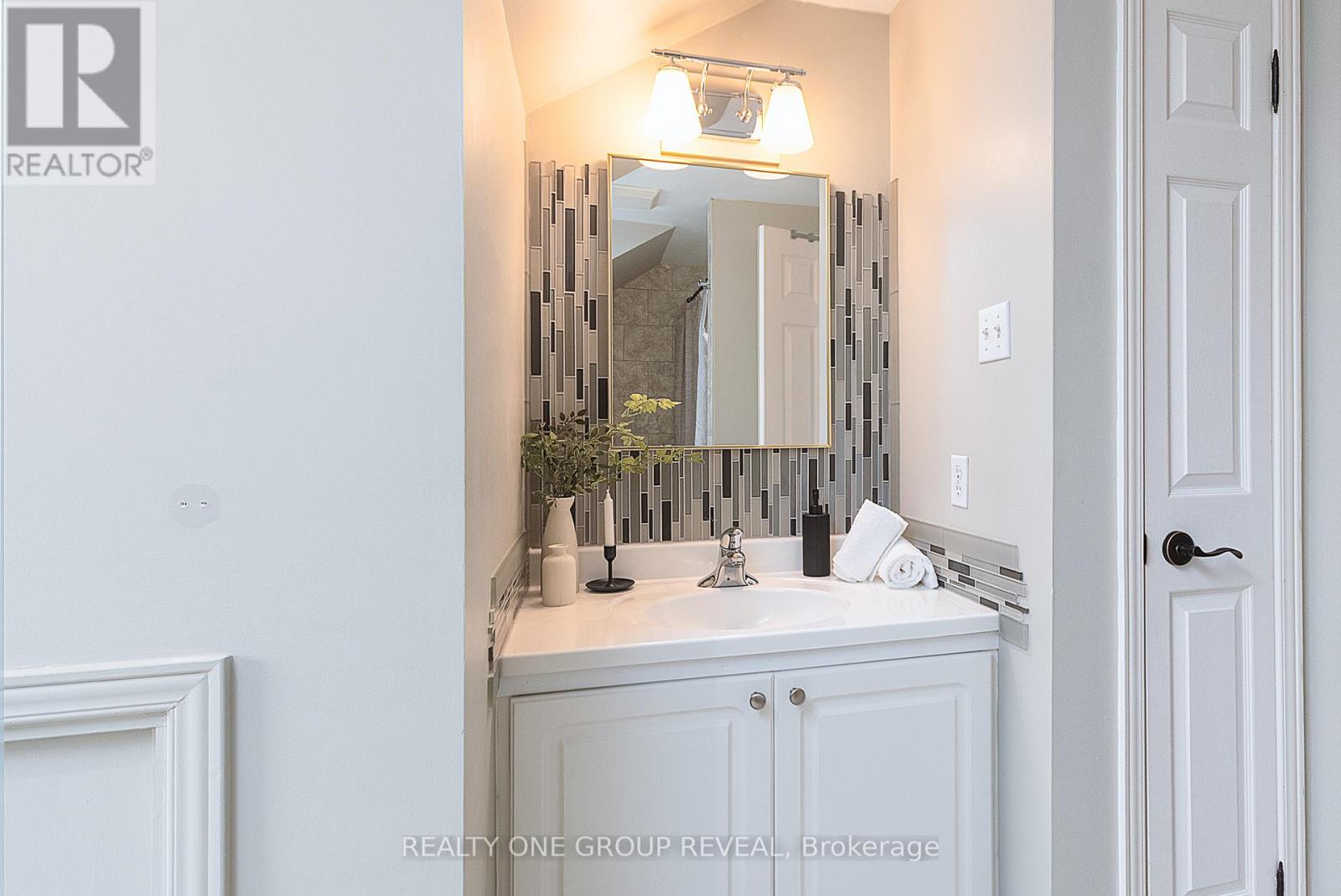 11 Nettle's Court, Whitby, Ontario  L1P 1L5 - Photo 33 - E12749406