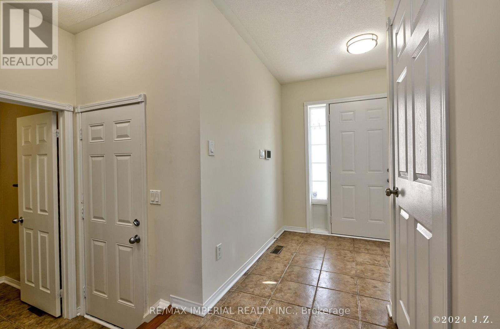 1188 Stire Street, Oshawa, Ontario  L1K 0G5 - Photo 3 - E12749410