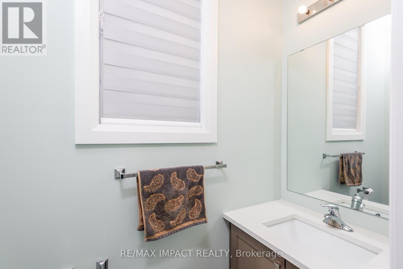 11 Larkin Lane, Clarington, Ontario  L1C 4A7 - Photo 11 - E12749506