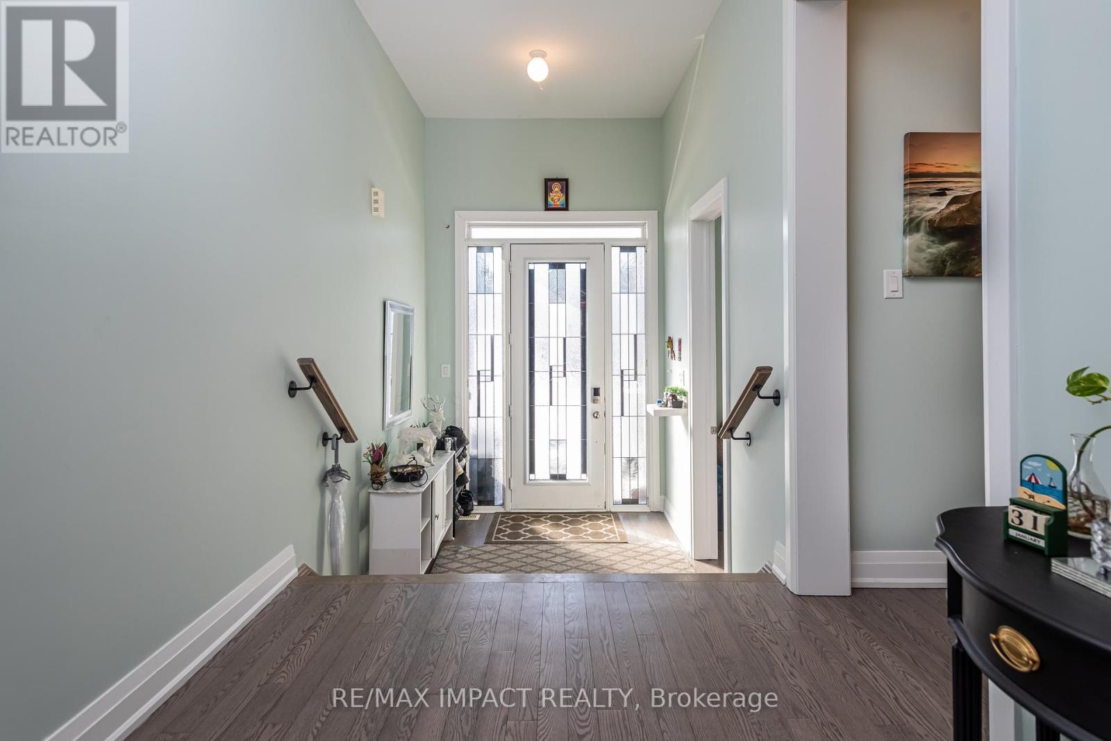 11 Larkin Lane, Clarington, Ontario  L1C 4A7 - Photo 12 - E12749506