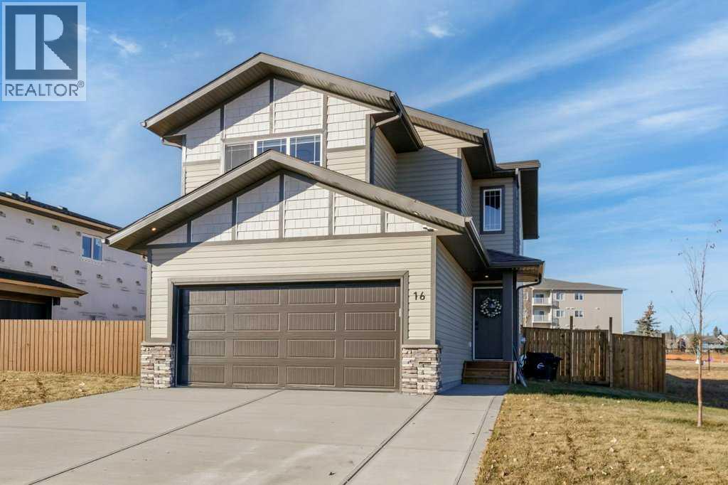 16 Trinity Street, Lacombe, Alberta  T4L 0L1 - Photo 1 - A2283329