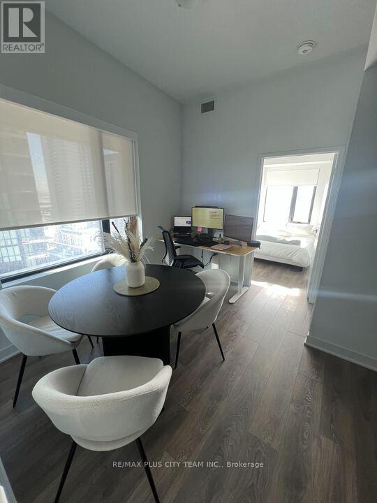 1907 - 2920 Hwy7 Road, Vaughan, Ontario  L4K 0P4 - Photo 6 - N12749404