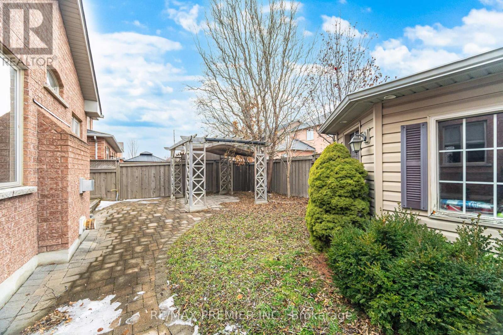 56 Stark Crescent, Vaughan, Ontario  L4H 0J4 - Photo 33 - N12749444