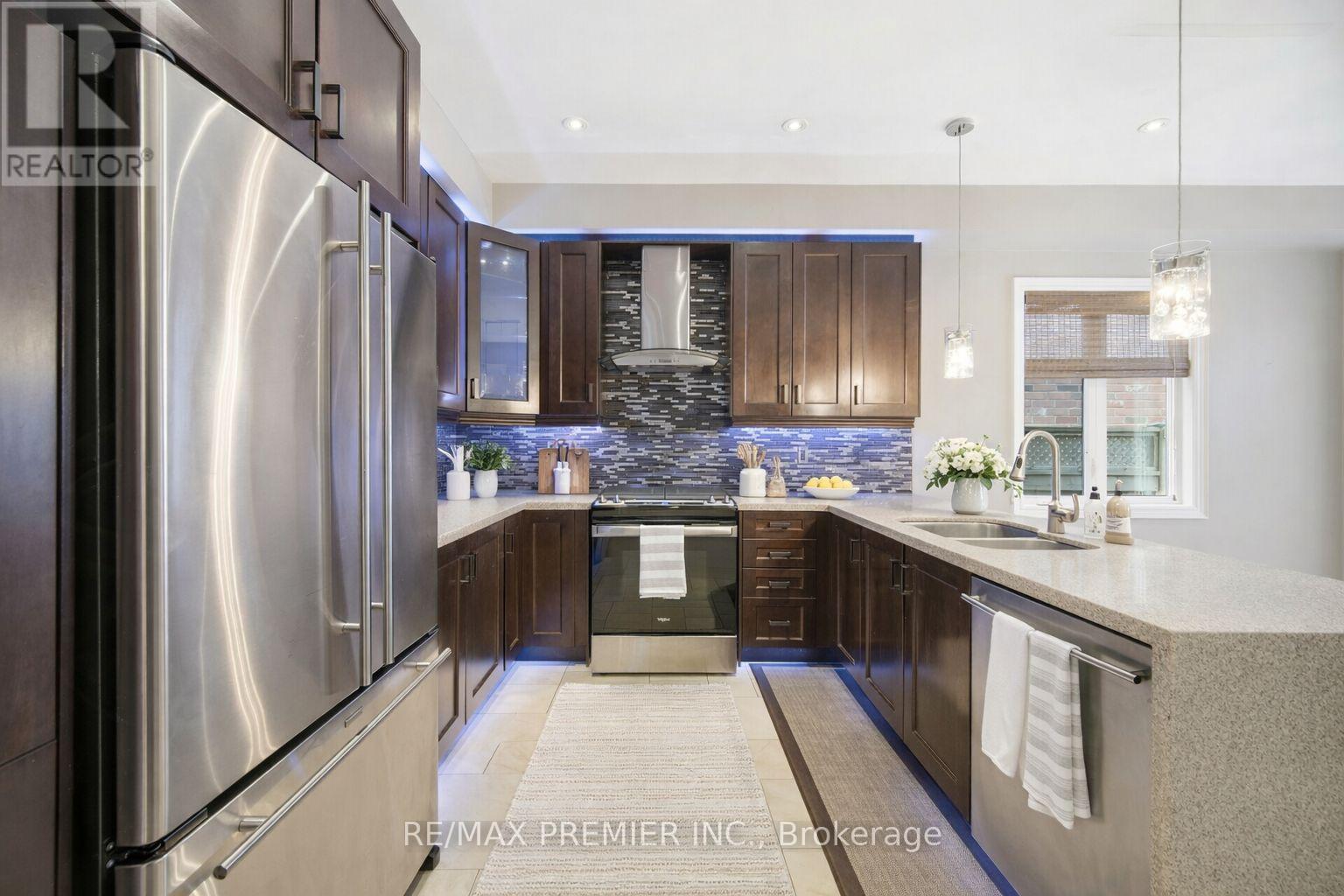 56 Stark Crescent, Vaughan, Ontario  L4H 0J4 - Photo 9 - N12749444