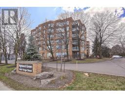115 - 14924 YONGE STREET, Aurora, Ontario