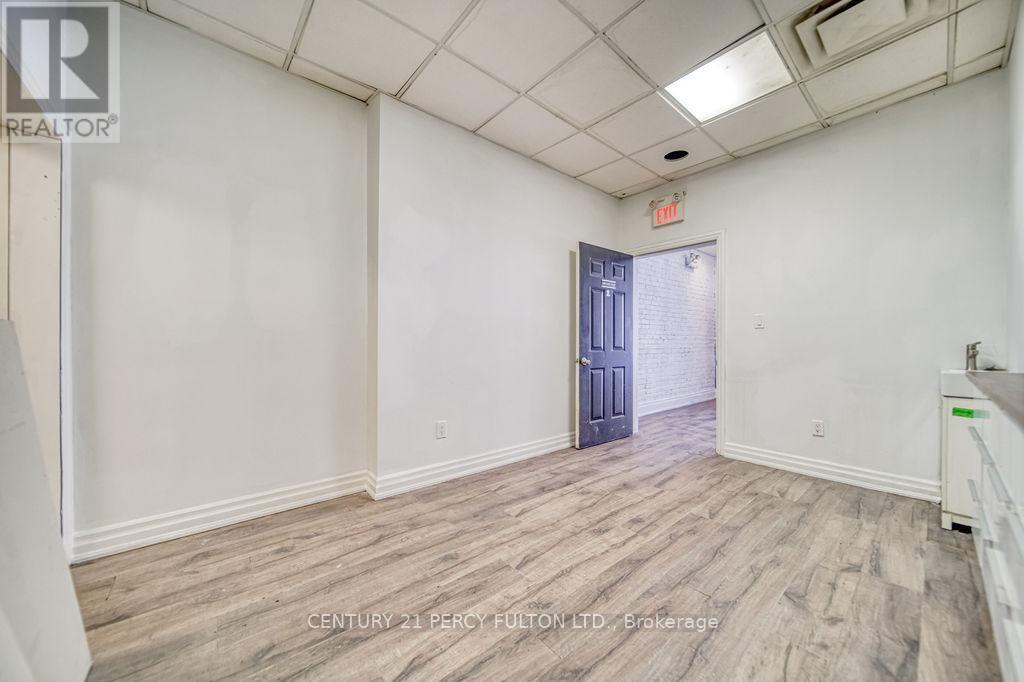 1606 Queen Street W, Toronto, Ontario  M6R 1A8 - Photo 11 - W12748030