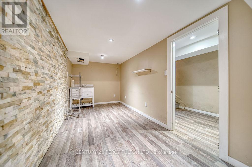 1606 Queen Street W, Toronto, Ontario  M6R 1A8 - Photo 20 - W12748030