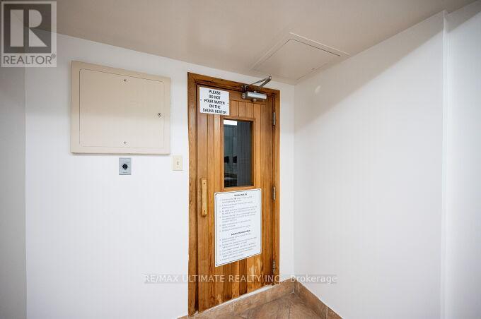 1208 - 300 Webb Drive, Mississauga, Ontario  L5B 3W3 - Photo 22 - W12749276