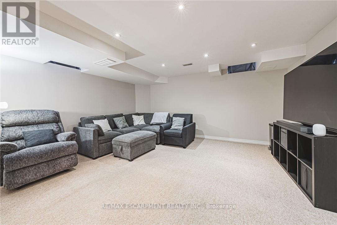 66 Deepcoral Court, Brampton, Ontario  L6V 4P7 - Photo 24 - W12749290