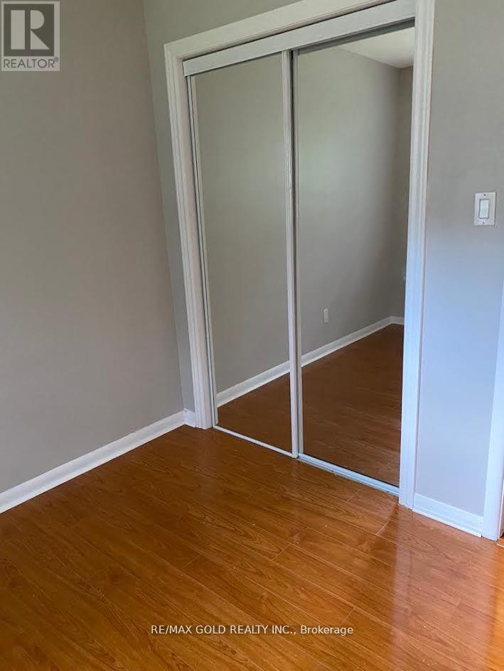 1033 Sixth Line, Oakville, Ontario  L6H 1W6 - Photo 11 - W12749302