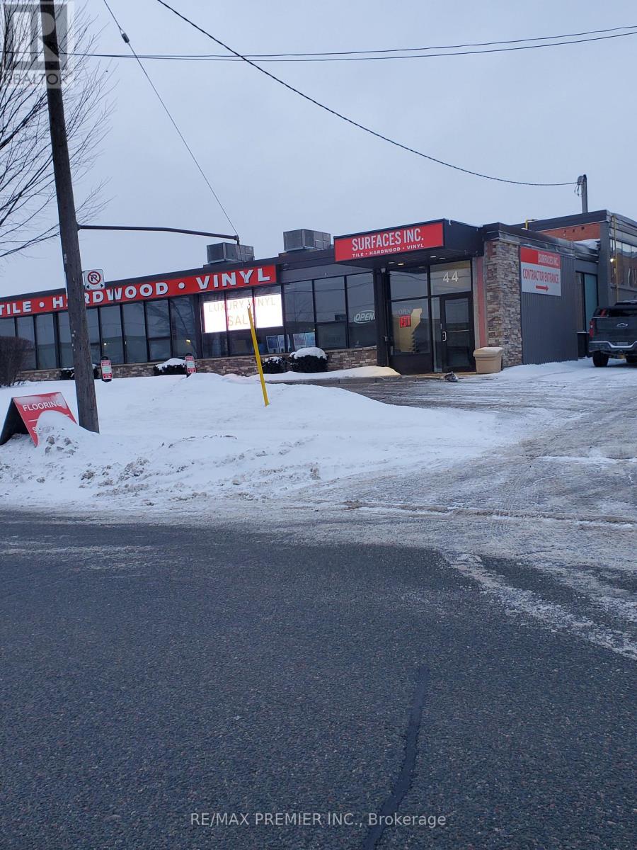 44 Samor Road, Toronto, Ontario  M6A 1J6 - Photo 5 - W12749308