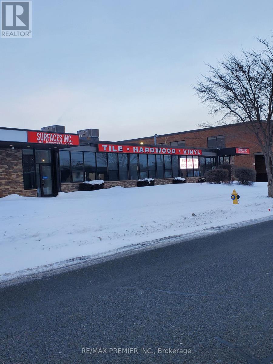 44 Samor Road, Toronto, Ontario  M6A 1J6 - Photo 7 - W12749308