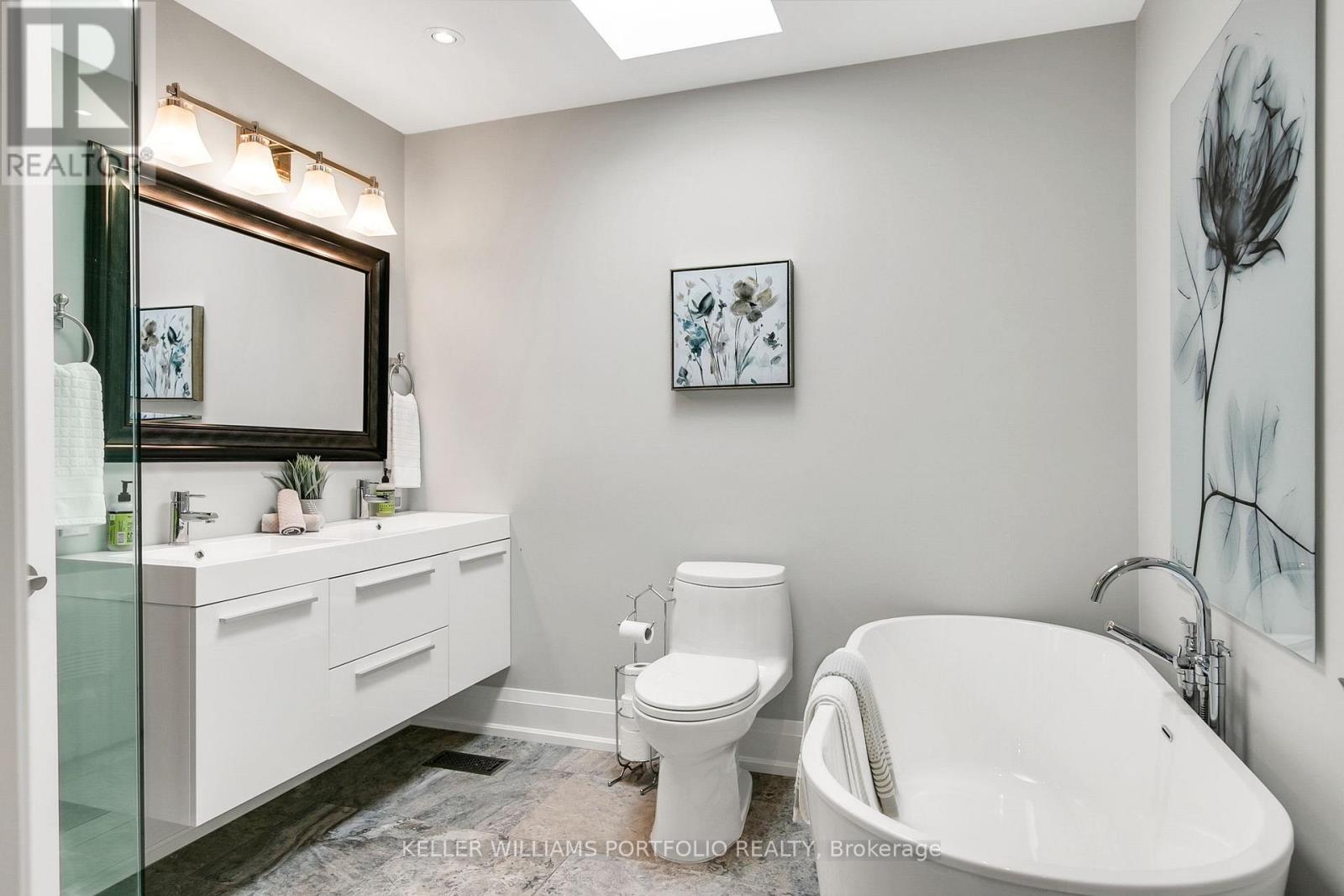 7 Maydolph Road, Toronto, Ontario  M9B 1V5 - Photo 31 - W12749350