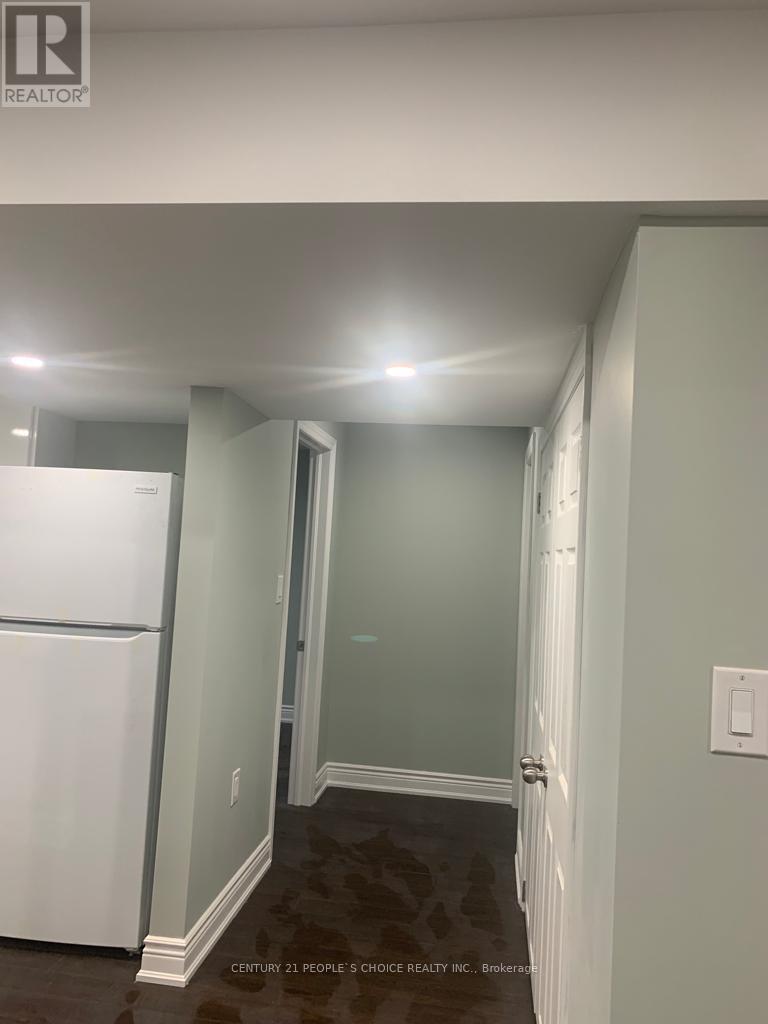 Bsmt - 5 Nomad Crescent, Brampton, Ontario  L6Y 5N4 - Photo 10 - W12749354