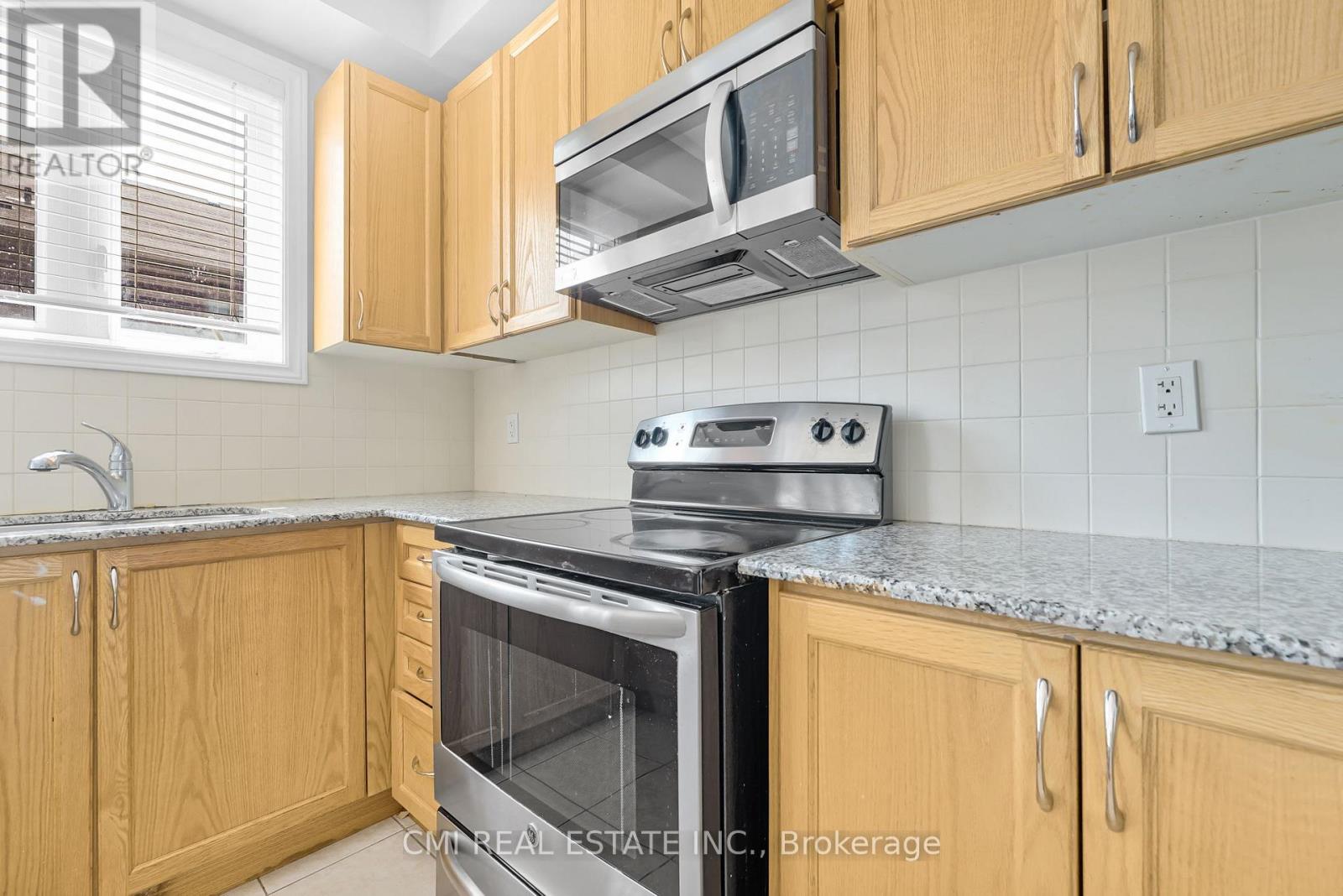 21 Kayak Heights, Brampton, Ontario  L6Z 0H8 - Photo 18 - W12749368