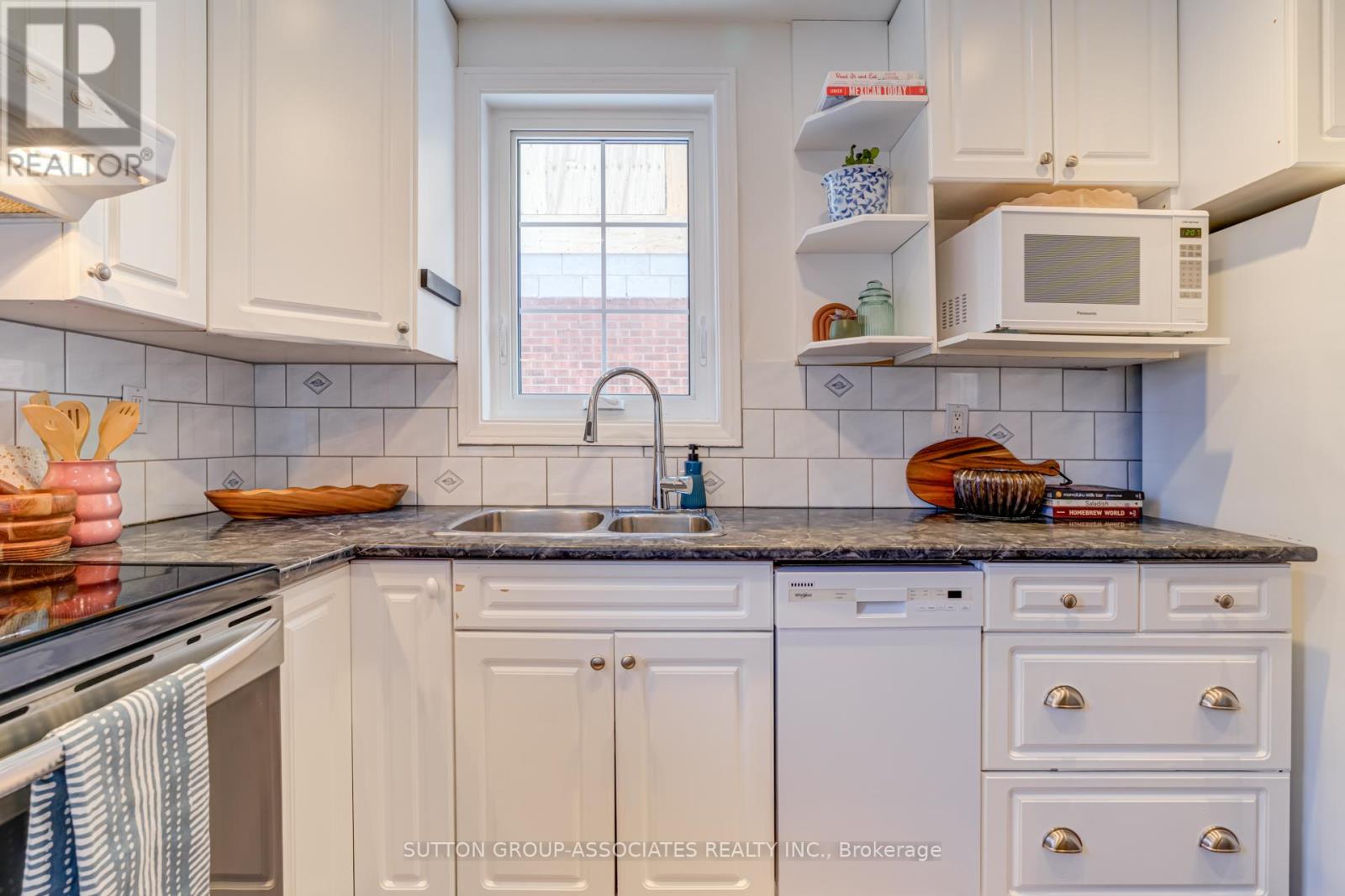 80 Elma Street, Toronto, Ontario  M8V 1X8 - Photo 17 - W12749390