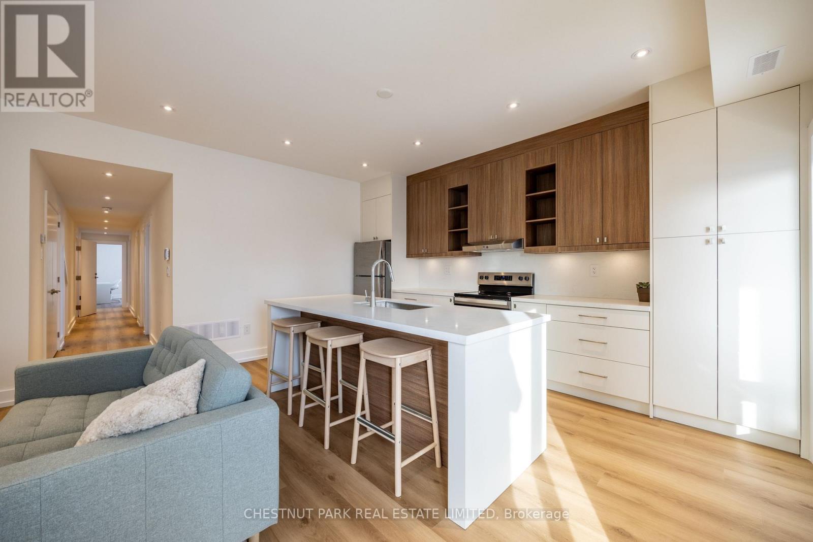 #c - 29 Hatherley Road, Toronto, Ontario  M6E 1V8 - Photo 22 - W12749430