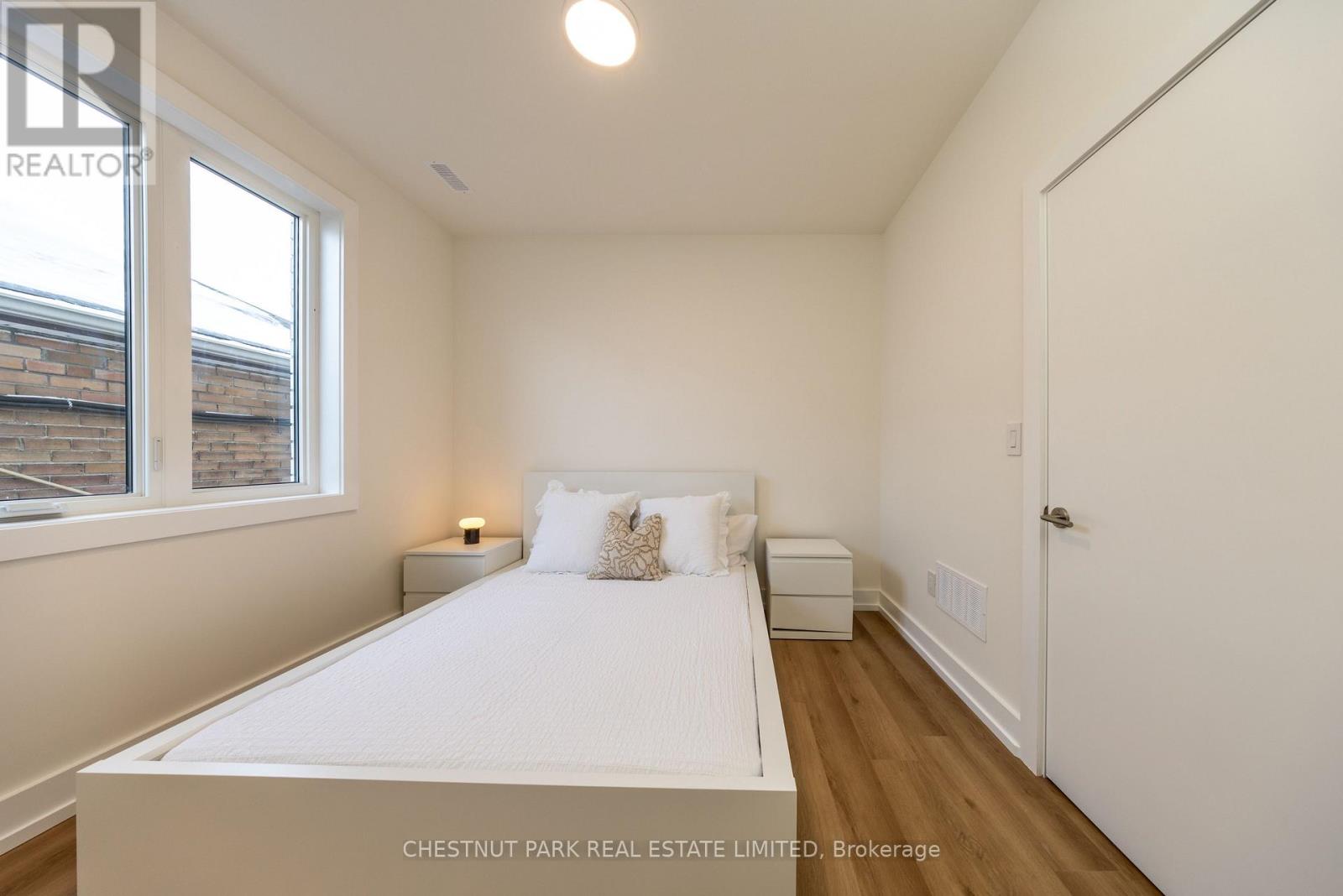 #c - 29 Hatherley Road, Toronto, Ontario  M6E 1V8 - Photo 7 - W12749430