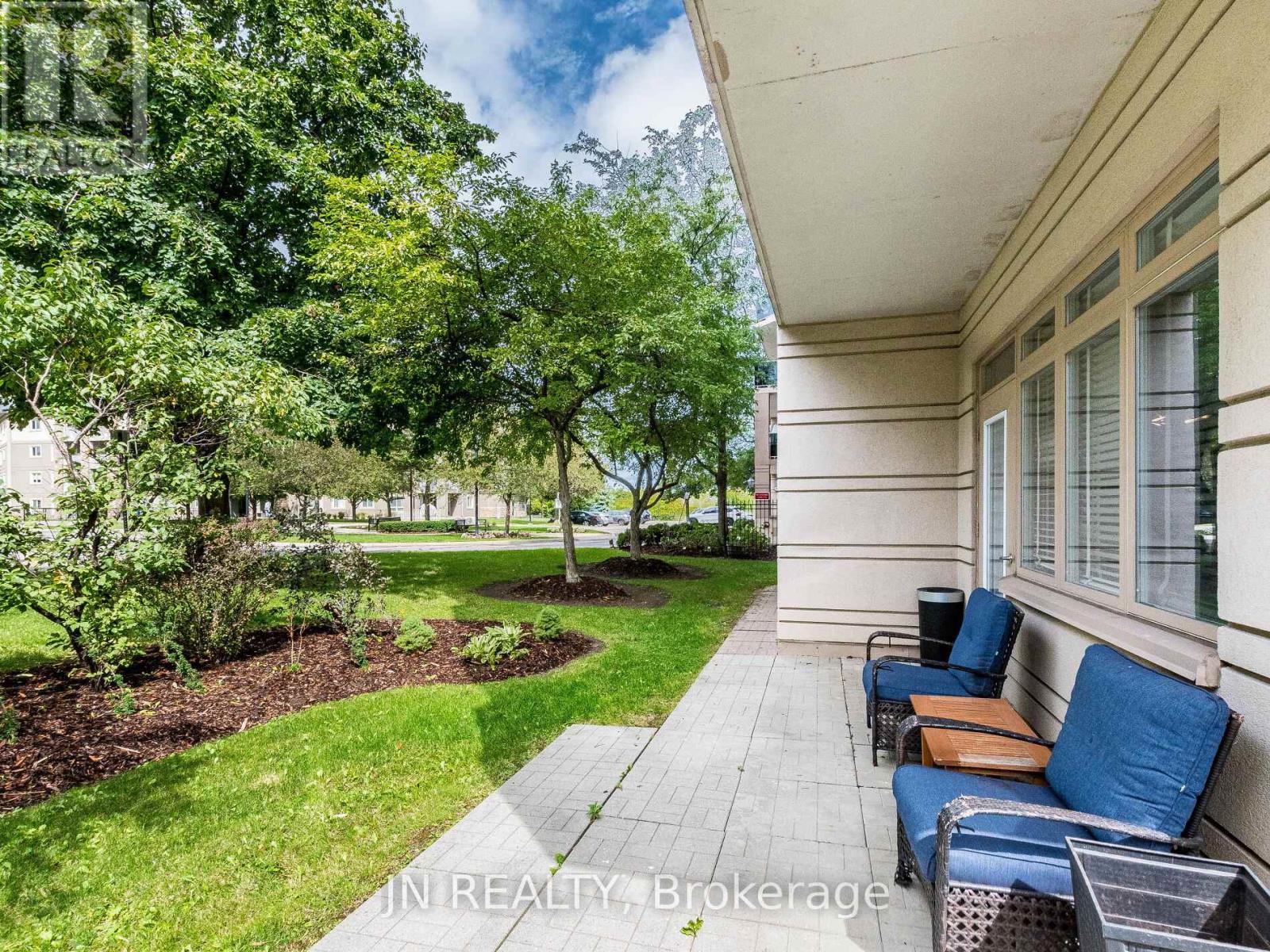 109 - 10 Dayspring Circle, Brampton, Ontario  L6P 1B9 - Photo 43 - W12749436