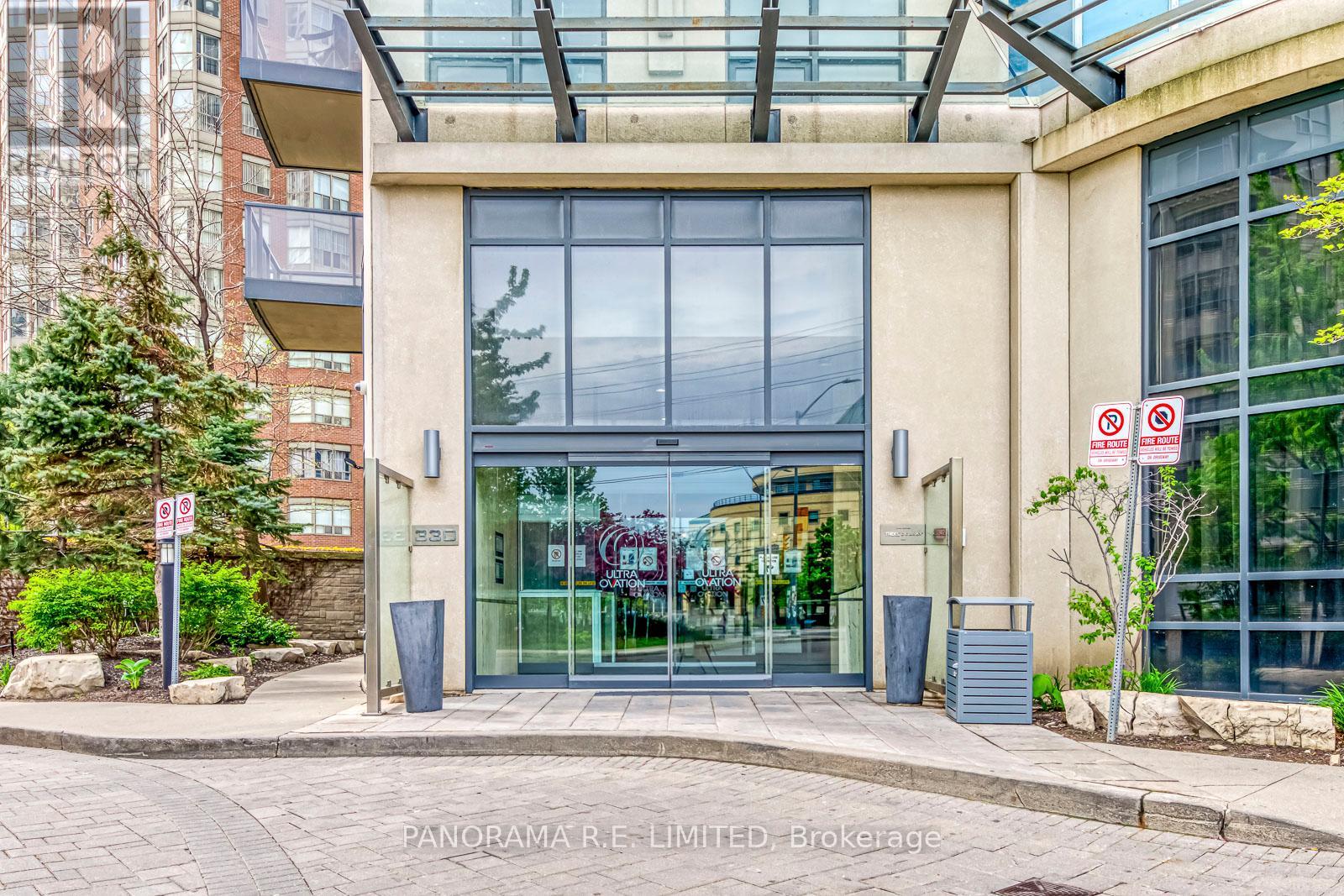 3005 - 330 Burnhamthorpe Road W, Mississauga, Ontario  L5B 0E1 - Photo 2 - W12749446