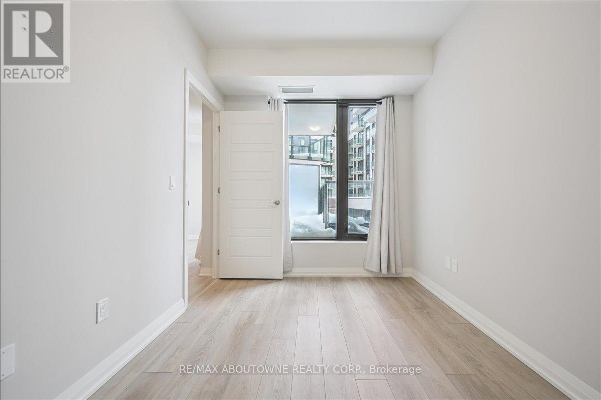 220 - 3006 William Cutmore Boulevard, Oakville, Ontario  L6H 8A4 - Photo 24 - W12749458