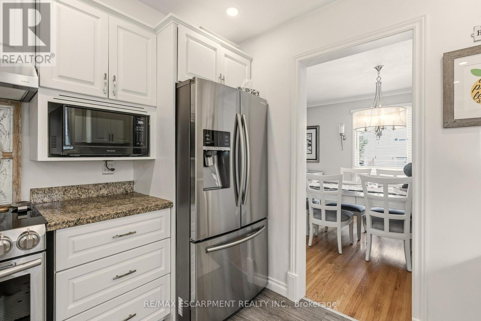 566 Lani Crescent, Burlington, Ontario  L7N 2Y4 - Photo 12 - W12749470