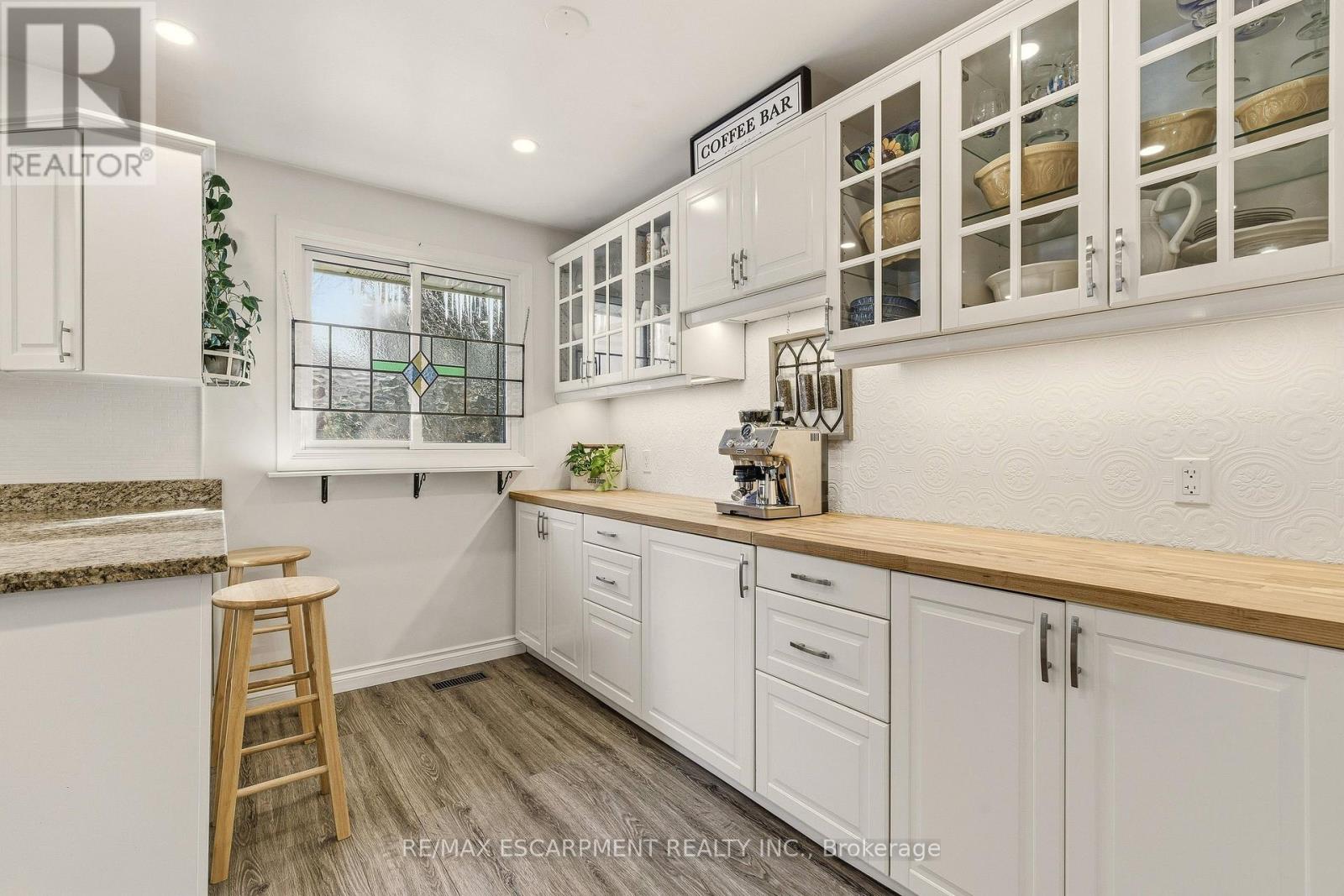 566 Lani Crescent, Burlington, Ontario  L7N 2Y4 - Photo 16 - W12749470