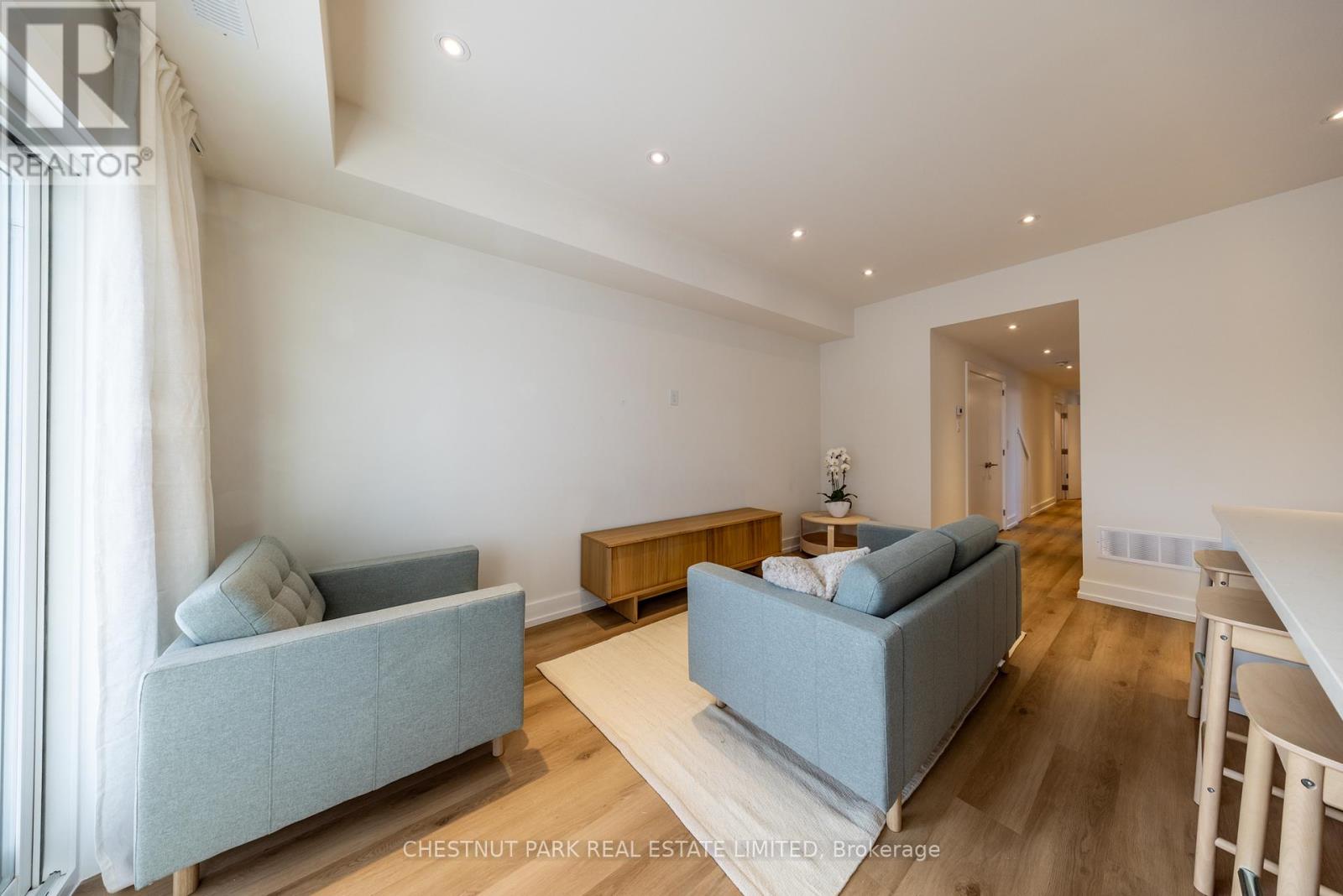 #d - 29 Hatherley Road, Toronto, Ontario  M6E 1V8 - Photo 11 - W12749472