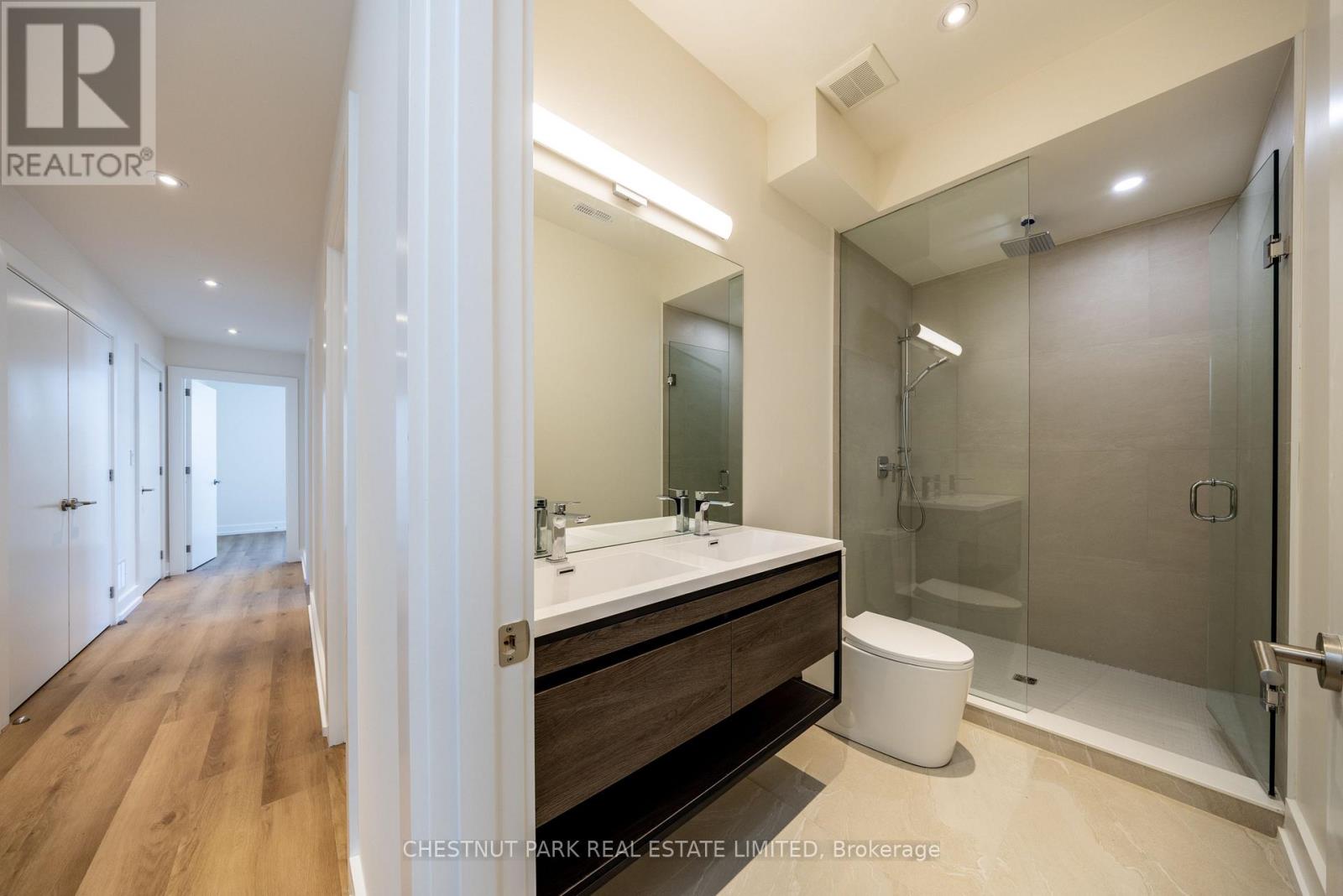 #d - 29 Hatherley Road, Toronto, Ontario  M6E 1V8 - Photo 35 - W12749472