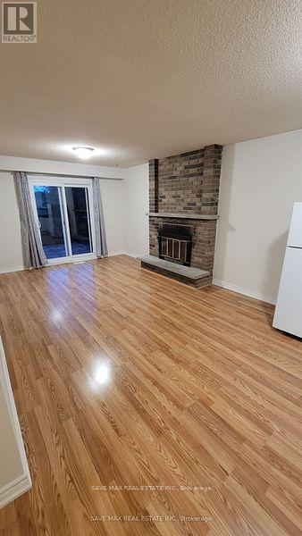 44 Rotherglen Court, Brampton, Ontario  L6X 2S1 - Photo 3 - W12749508