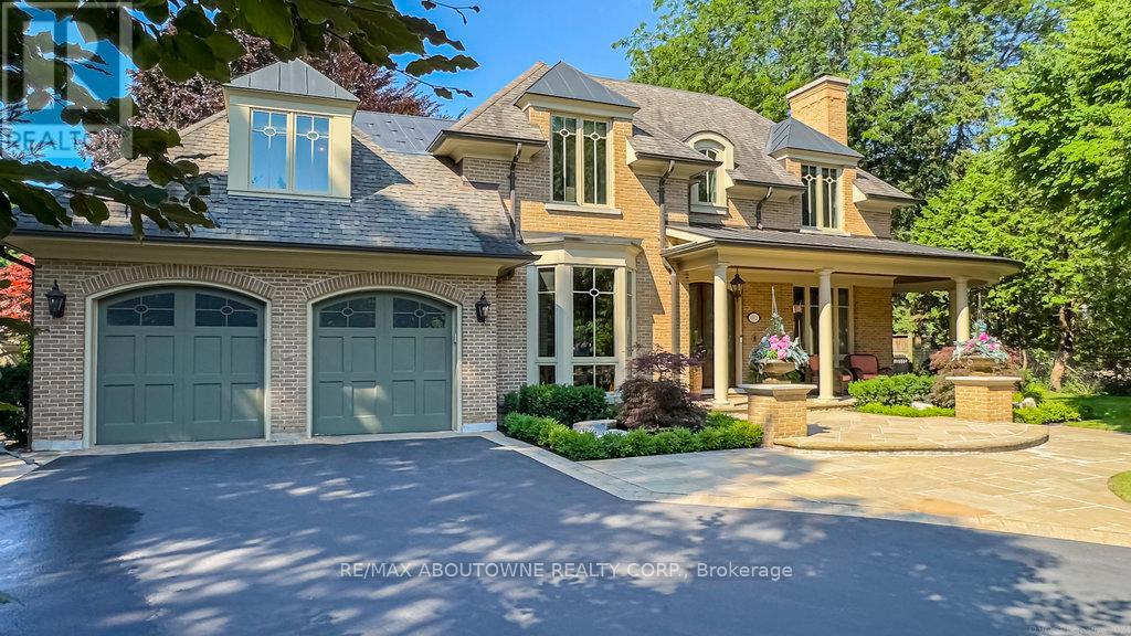 282 DALEWOOD DRIVE, Oakville, Ontario