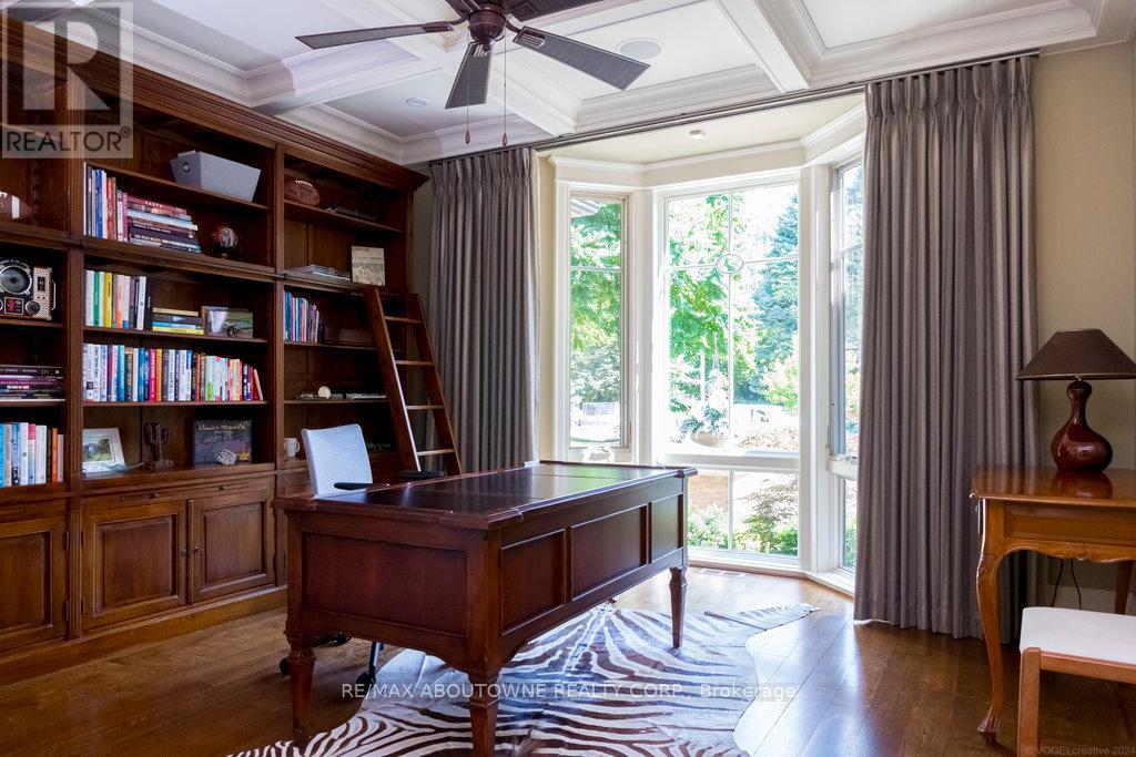 282 Dalewood Drive, Oakville, Ontario  L6J 4P3 - Photo 15 - W12749512