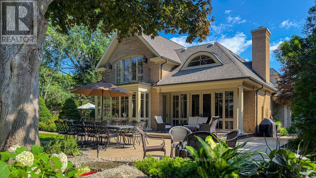 282 Dalewood Drive, Oakville, Ontario  L6J 4P3 - Photo 46 - W12749512