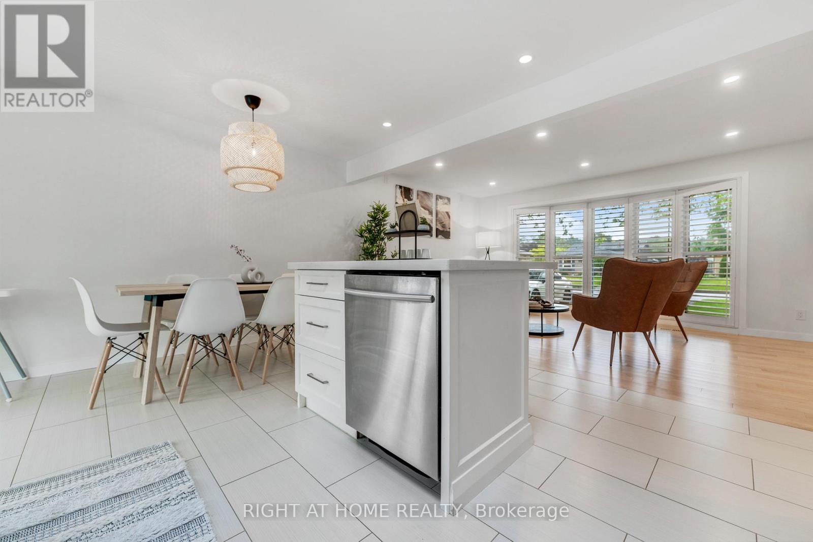 11 Nickel Street, St. Catharines, Ontario  L2M 1L4 - Photo 7 - X12749402