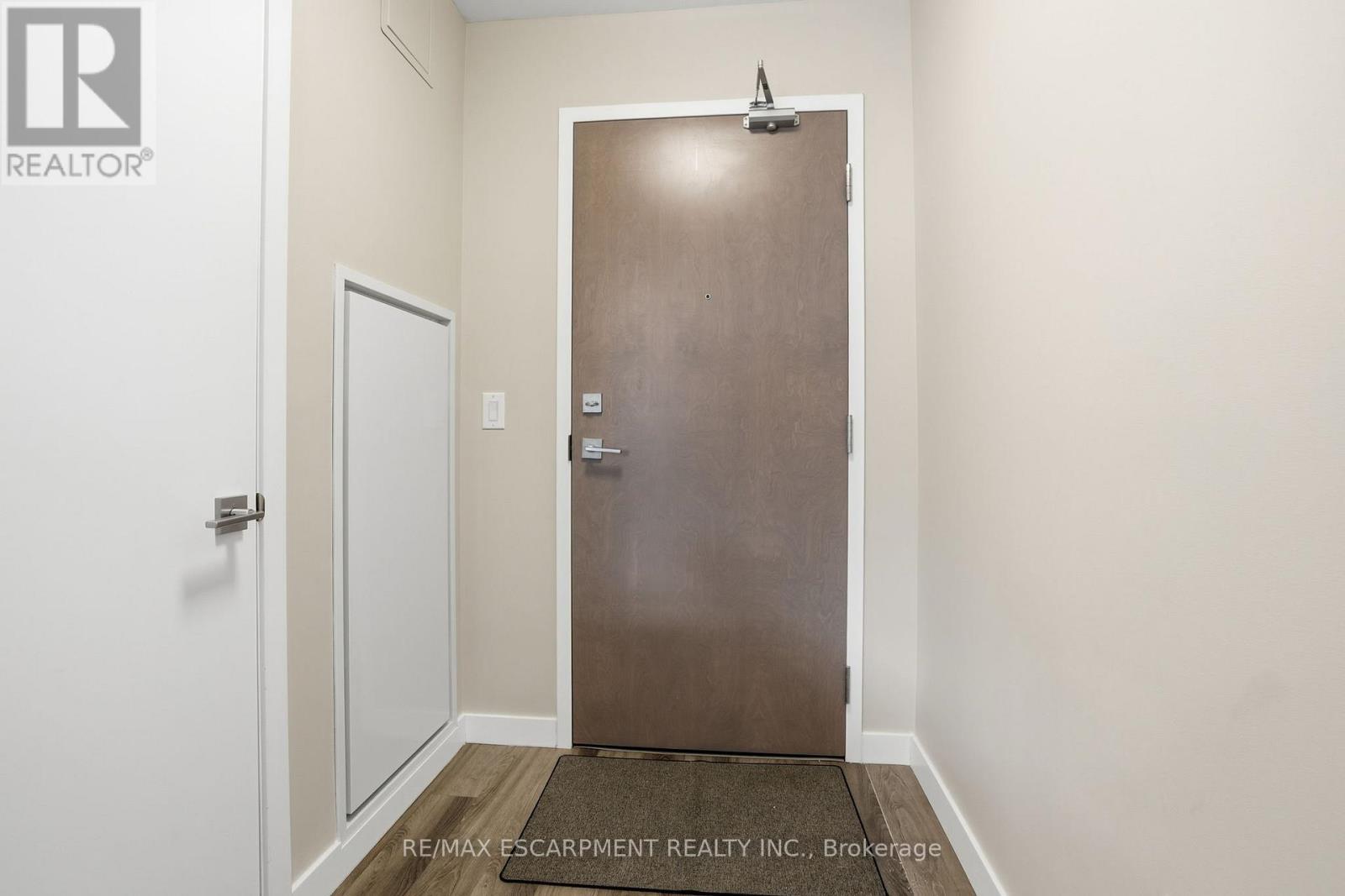 308 - 455 Charlton Avenue, Hamilton, Ontario  L8N 0B2 - Photo 7 - X12749408