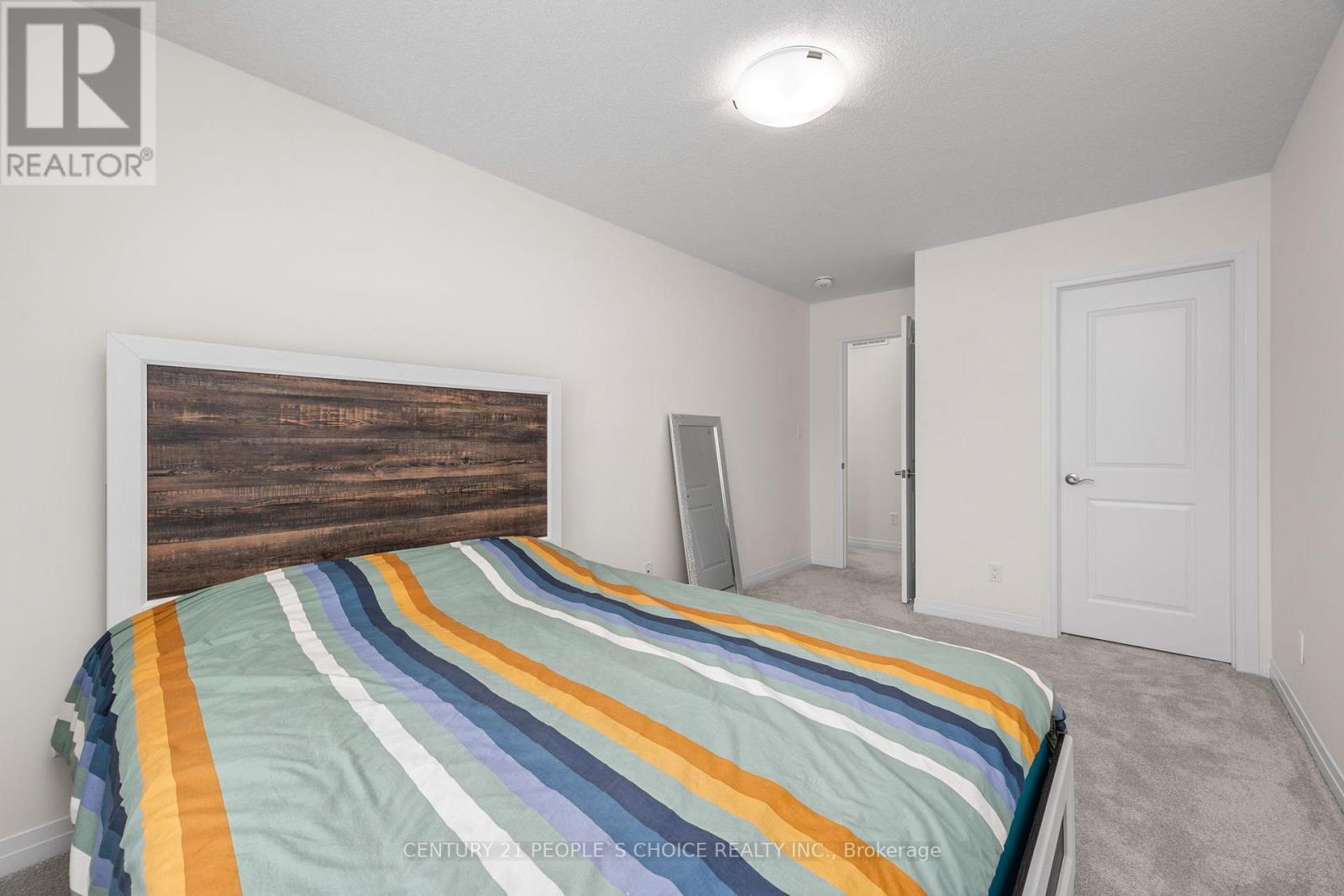 9 Queensbrook Crescent, Cambridge, Ontario  N1S 0E5 - Photo 17 - X12749426