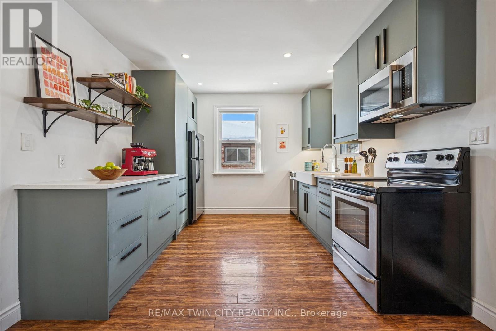 323 Paisley Road, Guelph, Ontario  N1H 2R1 - Photo 11 - X12749486