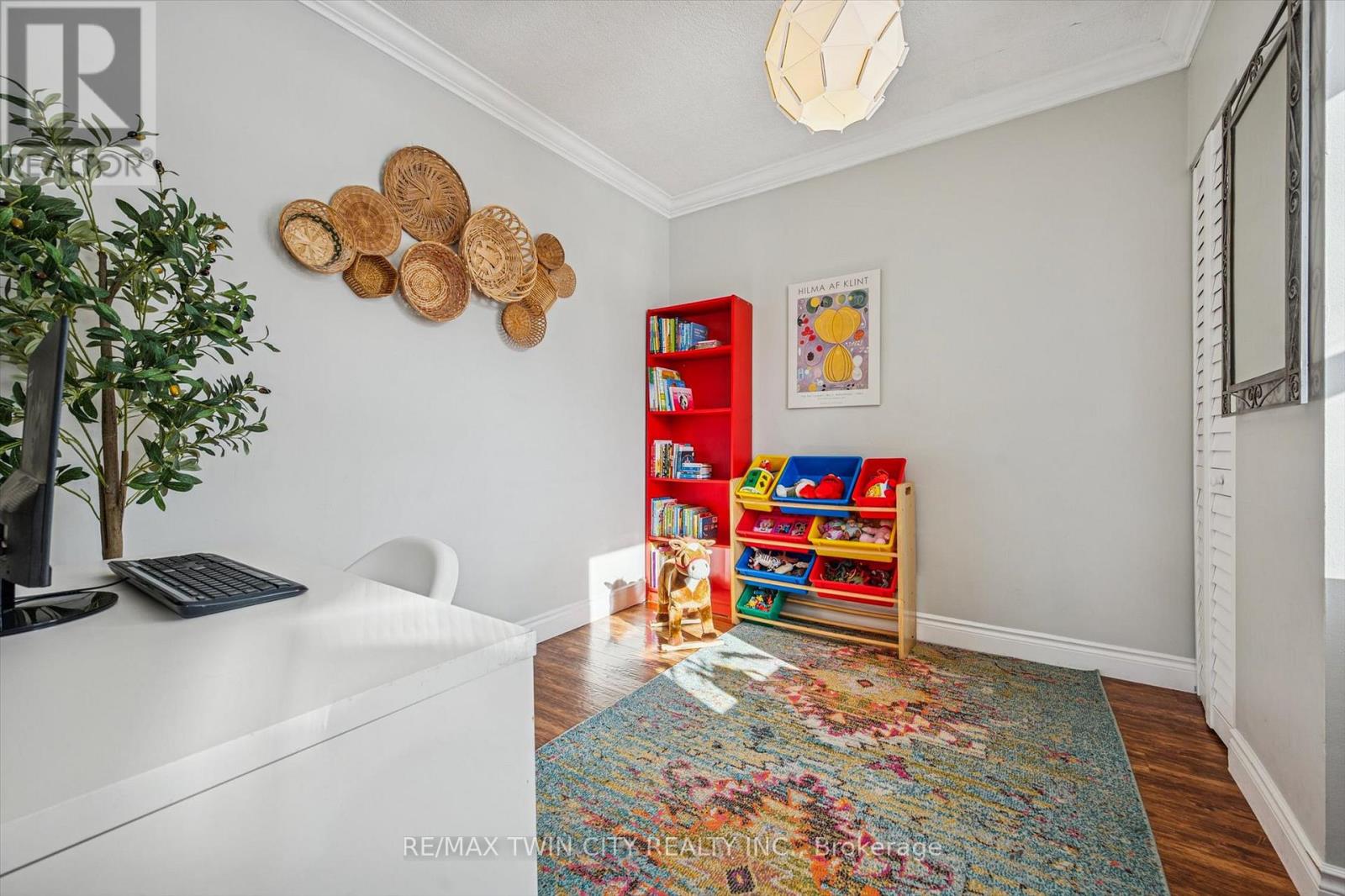 323 Paisley Road, Guelph, Ontario  N1H 2R1 - Photo 8 - X12749486